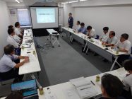 大阪府との公共交通問題に関する政策説明会